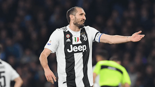 Giorgio Chiellini được đánh giá là hậu vị chơi hay nhất thế giới